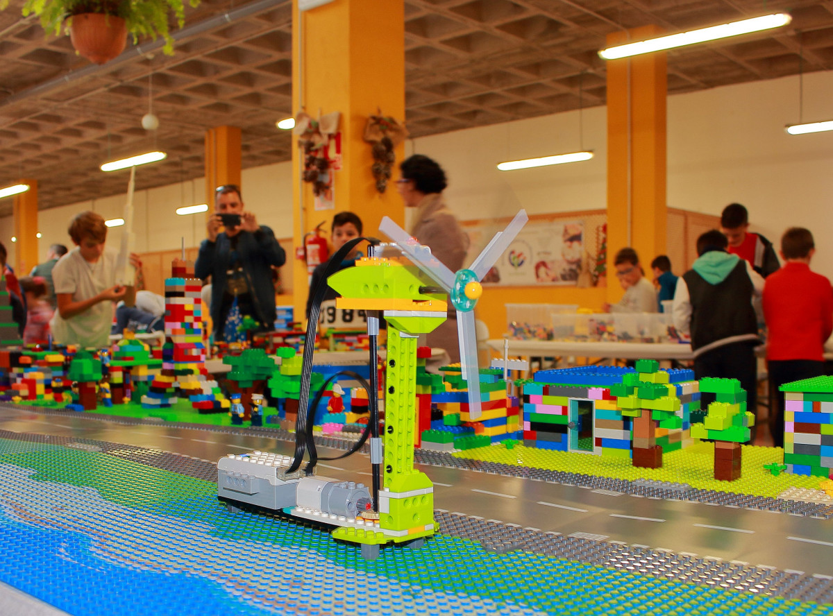 Talleres robotica ciudad inteligente lego 1